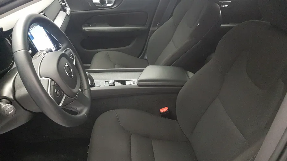 VOLVO V60 V60 B4 D Momentum Pro aut