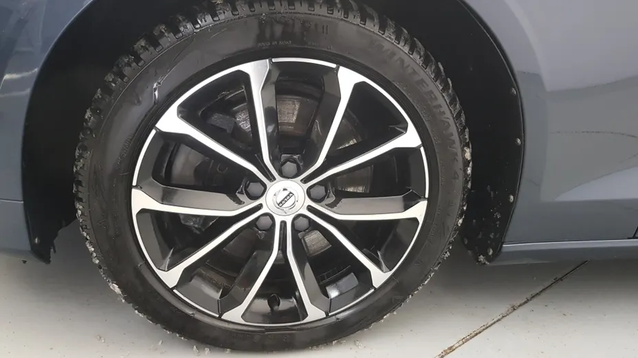 VOLVO V60 V60 B4 D Momentum Pro aut