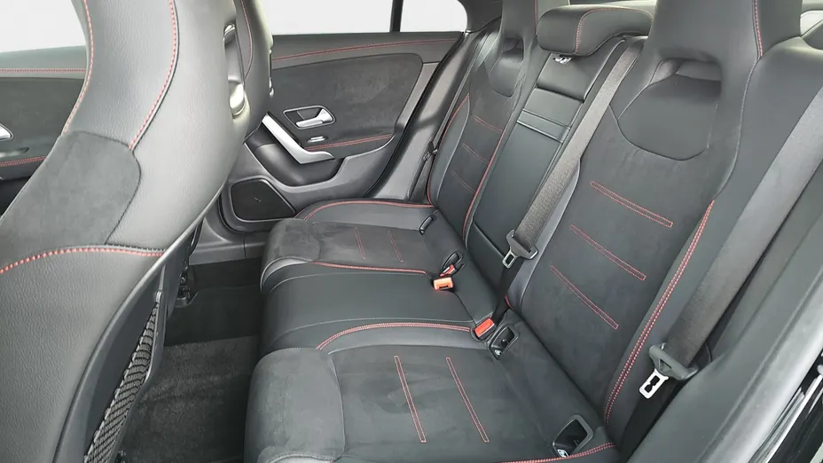 MERCEDES-BENZ CLA CLA 200 mHEV AMG Line 7G-DCT