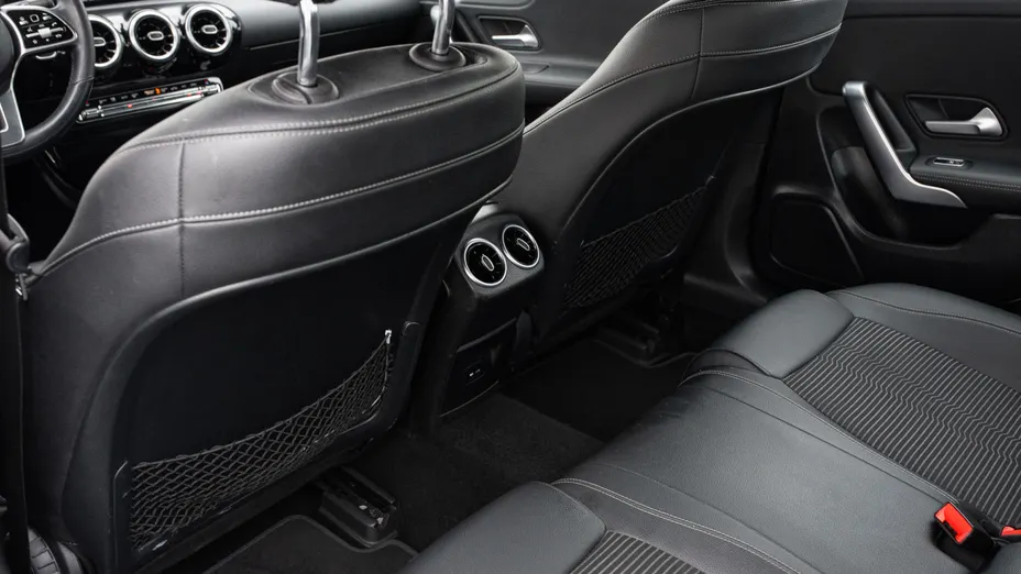 MERCEDES-BENZ CLA CLA 180 Progressive 7G-DCT