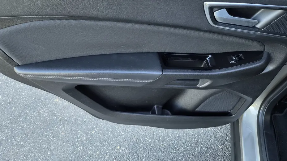 FORD S-MAX S-MAX 2.0 TDCi Titanium PowerShift