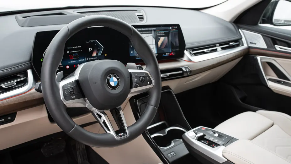 BMW X1 X1 xDrive23i mHEV xLine sport-aut