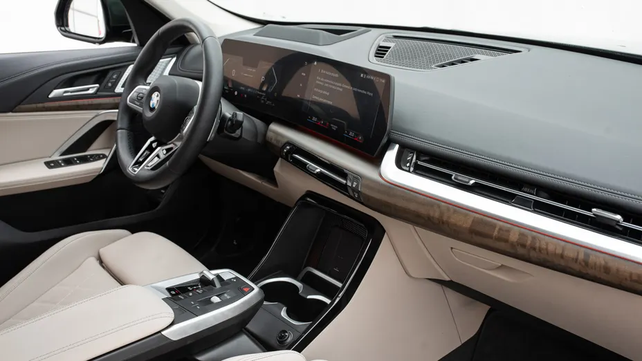 BMW X1 X1 xDrive23i mHEV xLine sport-aut