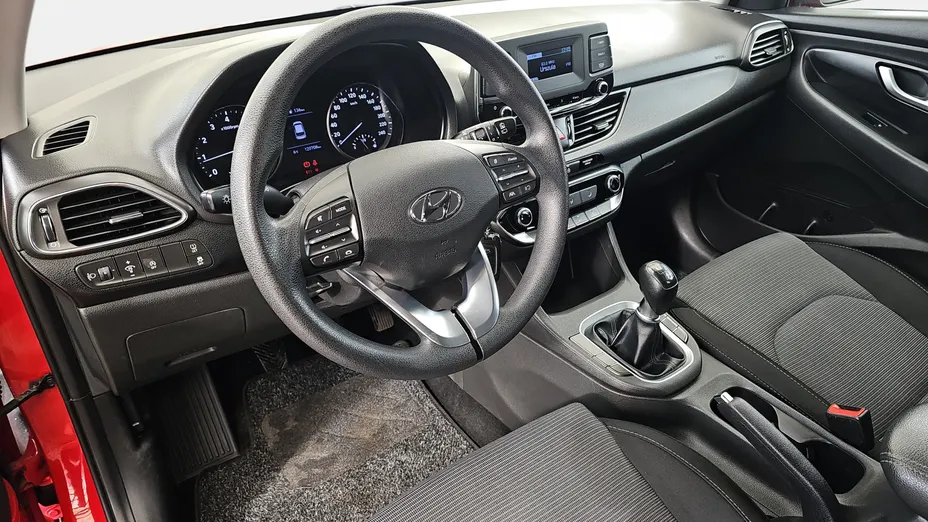 HYUNDAI i30 i30 1.5 DPI Classic +