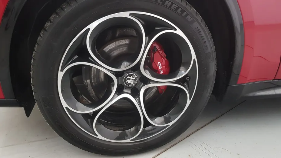 ALFA ROMEO Stelvio Stelvio 2.0 Turbo Veloce Q4 aut