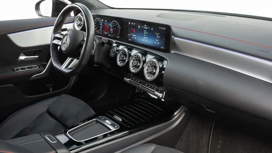 MERCEDES-BENZ CLA CLA 200 mHEV AMG Line 7G-DCT