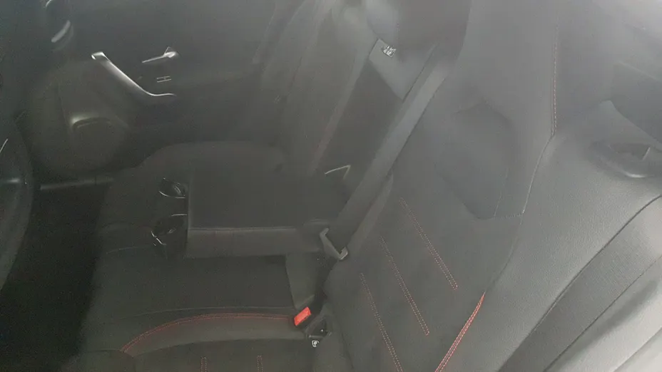 MERCEDES-BENZ A Klasa A 200 AMG Line 7G-DCT