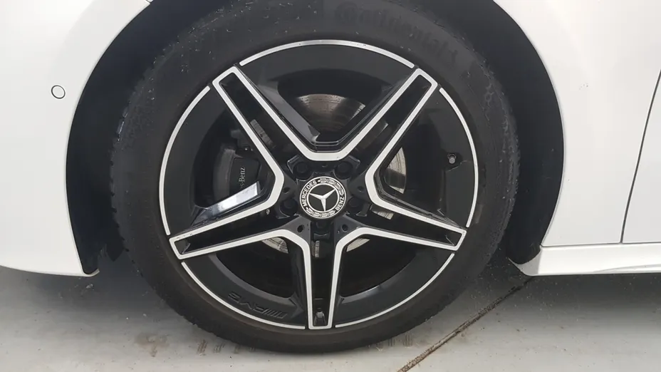 MERCEDES-BENZ A Klasa A 200 AMG Line 7G-DCT