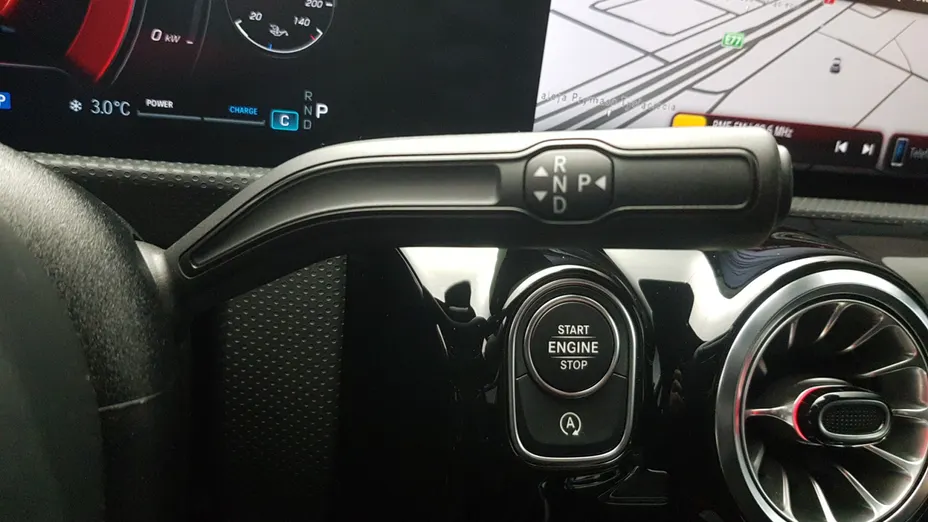 MERCEDES-BENZ A Klasa A 200 AMG Line 7G-DCT