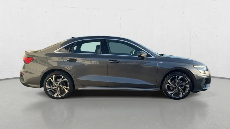 AUDI A3 A3 35 TFSI mHEV S Line S tronic