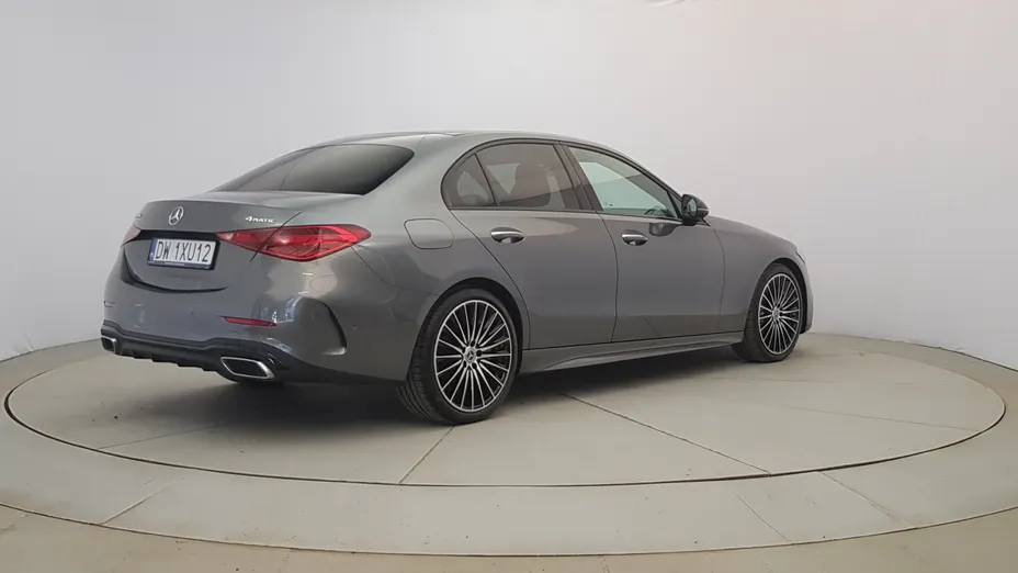 MERCEDES-BENZ C Klasa C 220 d mHEV 4-Matic AMG