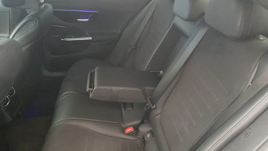 MERCEDES-BENZ C Klasa C 220 d mHEV 4-Matic AMG