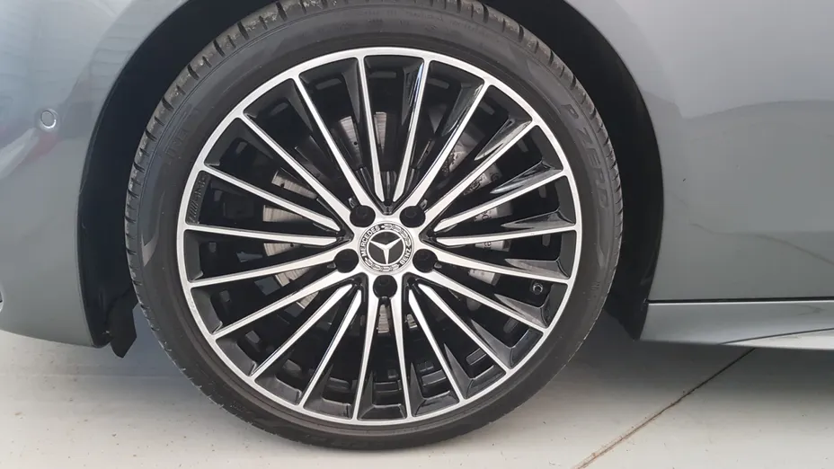 MERCEDES-BENZ C Klasa C 220 d mHEV 4-Matic AMG