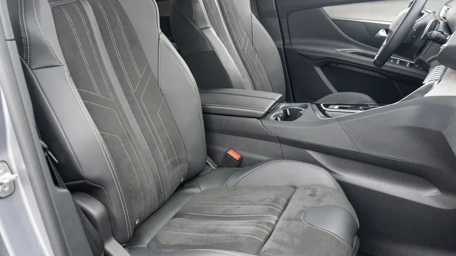 PEUGEOT 3008 3008 1.5 BlueHDi GT S&S EAT8