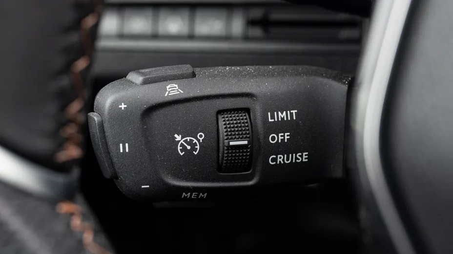 PEUGEOT 3008 3008 1.5 BlueHDi GT S&S EAT8