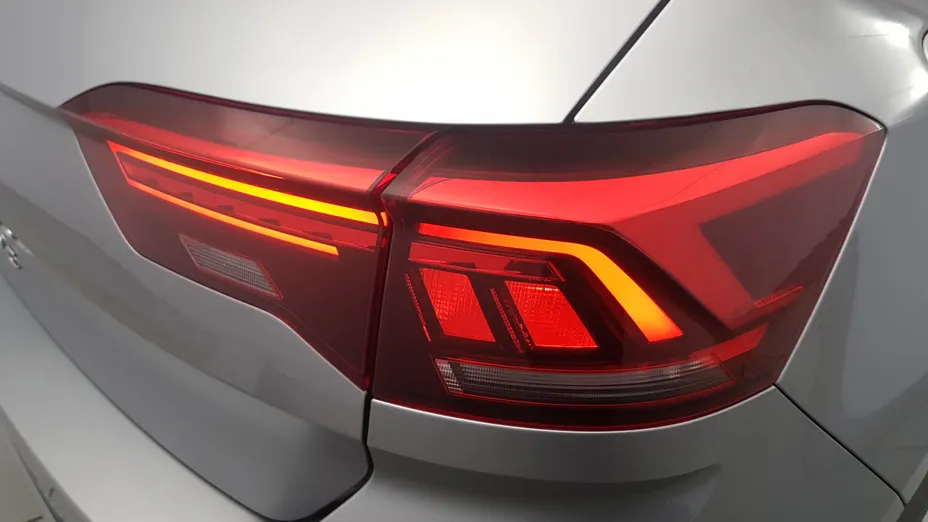 VOLKSWAGEN T-ROC T-ROC 1.5 TSI Life DSG