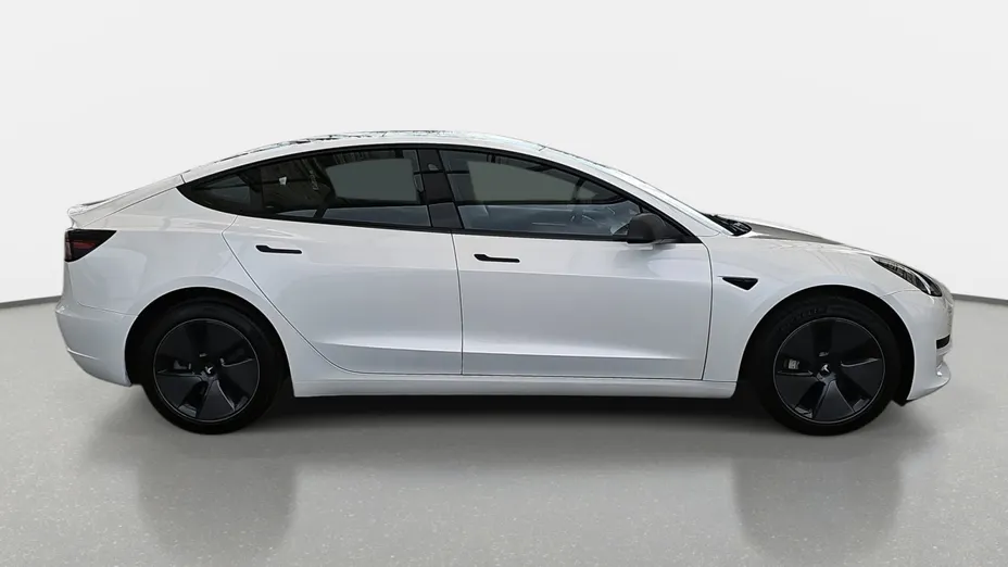 TESLA Model 3 3 RWD