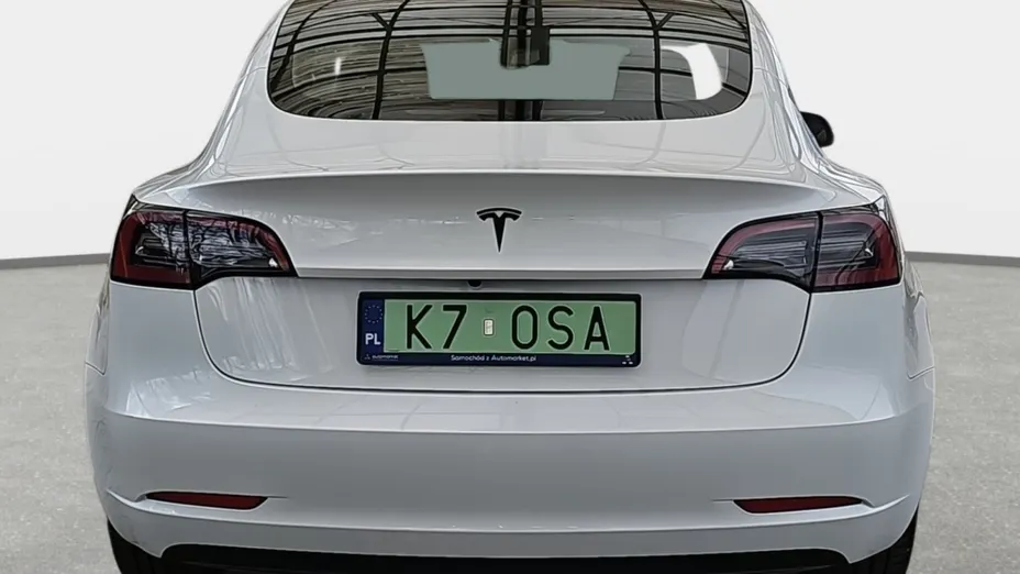 TESLA Model 3 3 RWD