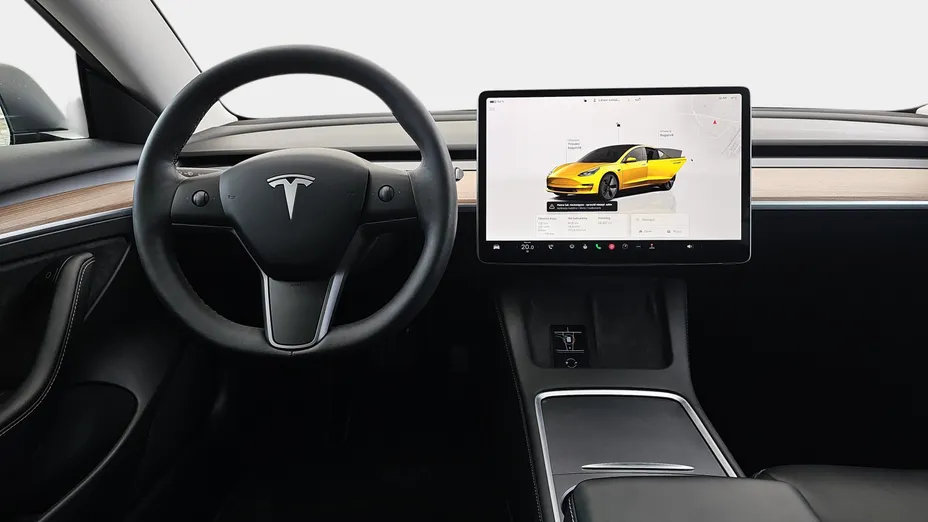 TESLA Model 3 3 RWD