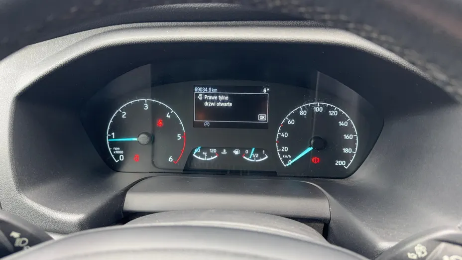 FORD Transit Custom Transit Custom 320 L2H1 Sport (bryg.)