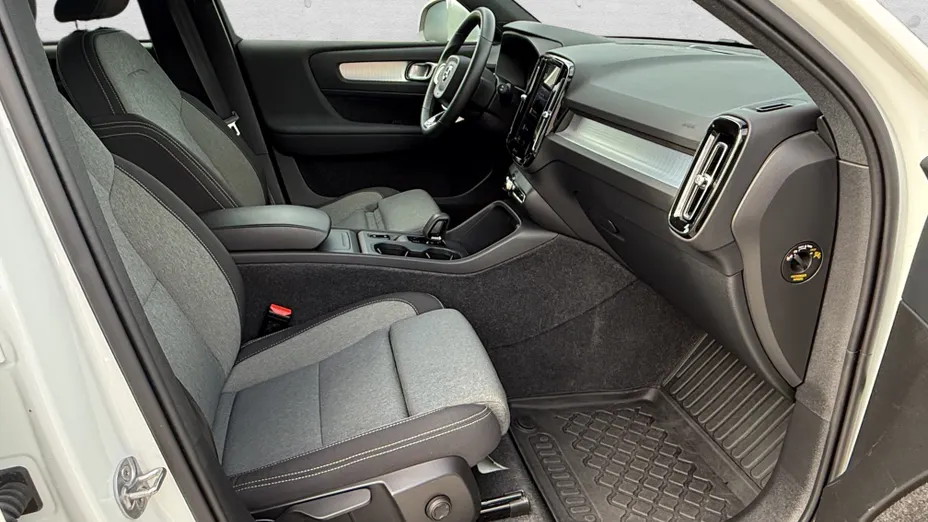 VOLVO XC40 XC40 B3 Core aut