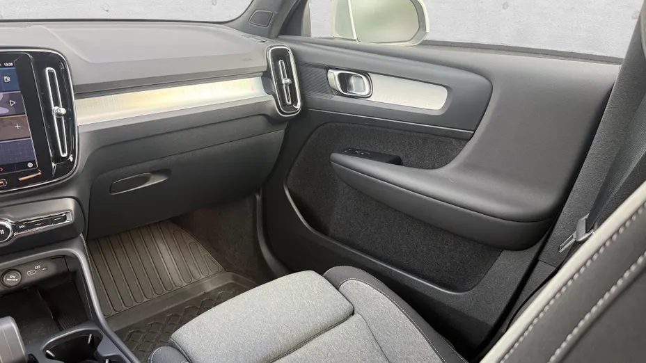 VOLVO XC40 XC40 B3 Core aut