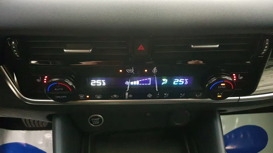 NISSAN Qashqai Qashqai 1.3 DIG-T mHEV Tekna Xtronic