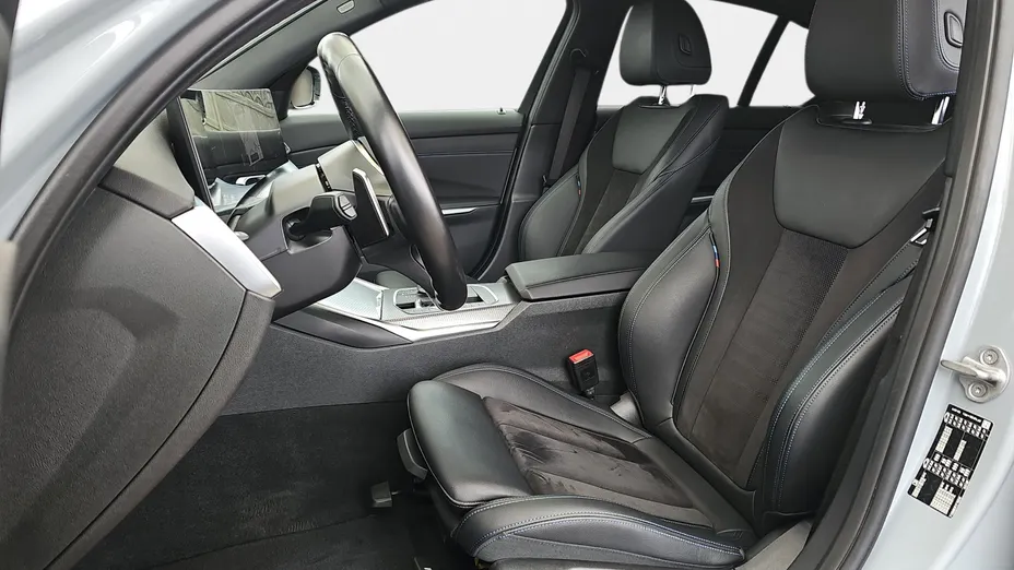 BMW Seria 3 318i M Sport aut