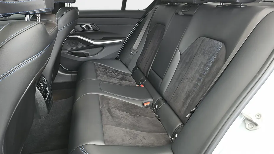 BMW Seria 3 318i M Sport aut