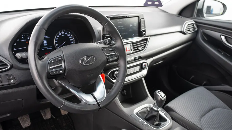 HYUNDAI i30 i30 1.0 T-GDI Modern