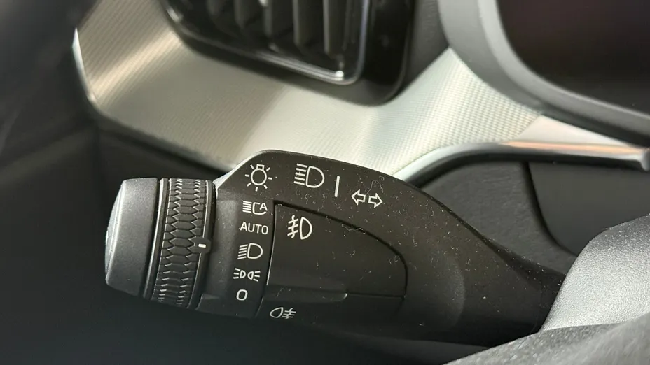 VOLVO XC60 XC60 B5 B AWD Plus Dark aut