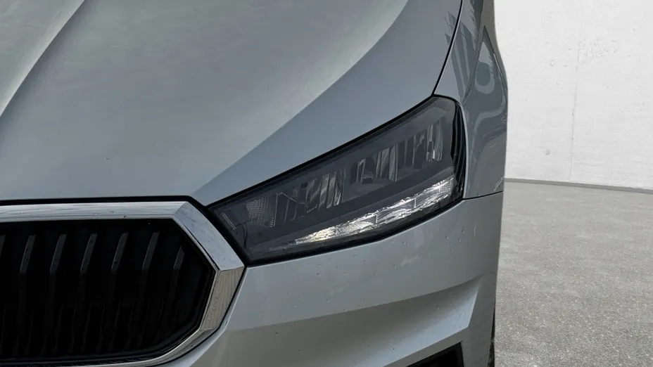 SKODA Fabia Fabia 1.0 TSI Ambition