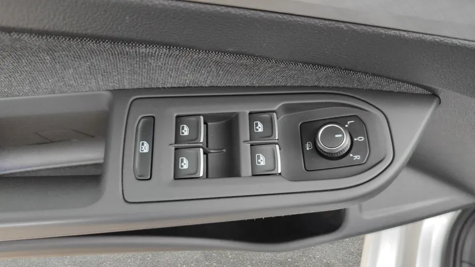 VOLKSWAGEN Golf Golf VIII 2.0 TDI Life