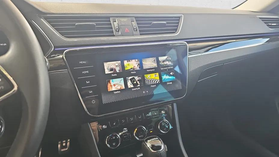 SKODA Superb Superb 2.0 TSI L&K DSG