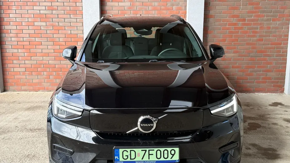VOLVO XC40 XC40 73kWh P6 Recharge Plus aut
