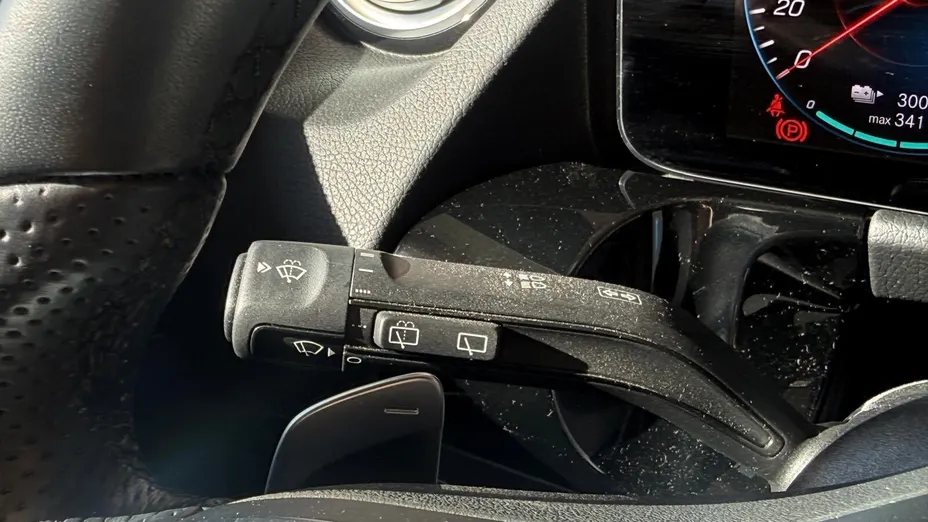 MERCEDES-BENZ EQA EQA 300 66.5kWh 4-Matic Electric Art