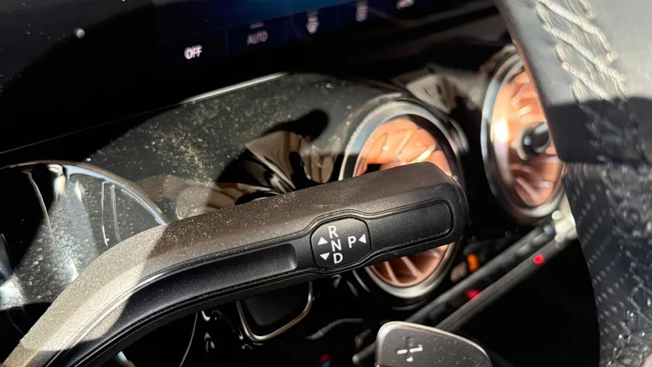 MERCEDES-BENZ EQA EQA 300 66.5kWh 4-Matic Electric Art