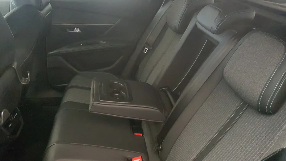 PEUGEOT 3008 3008 1.2 PureTech Allure Pack S&S EAT8