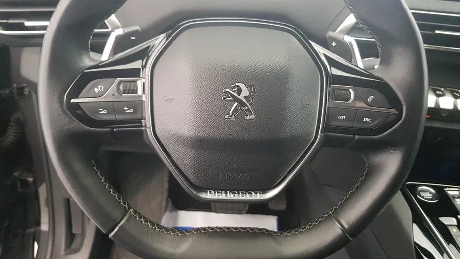 PEUGEOT 3008 3008 1.2 PureTech Allure Pack S&S EAT8