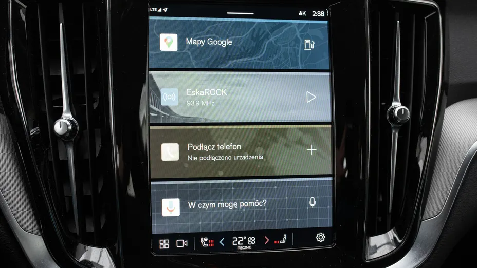 VOLVO V60 V60 B4 B Plus Dark aut