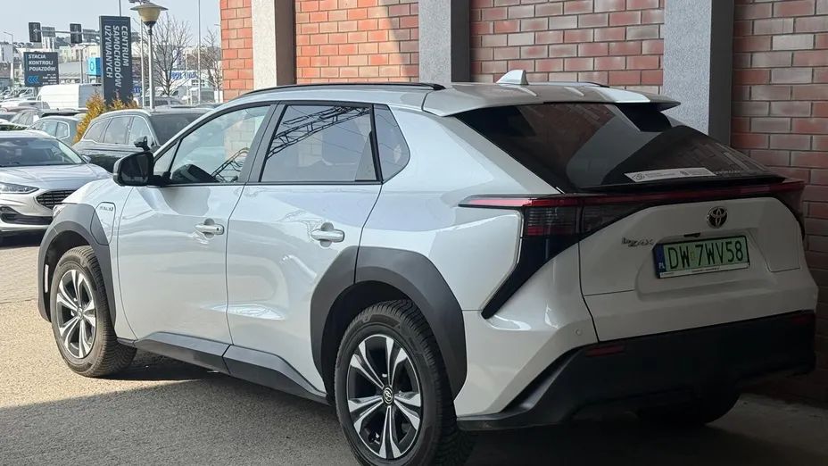 TOYOTA bZ4X bZ4X 71.4kWh Prestige