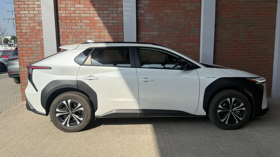 TOYOTA bZ4X bZ4X 71.4kWh Prestige