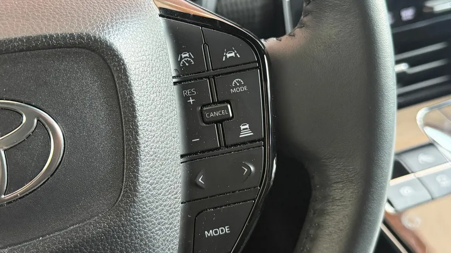 TOYOTA bZ4X bZ4X 71.4kWh Prestige