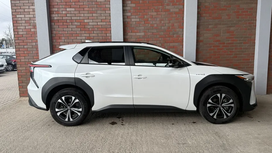 TOYOTA bZ4X bZ4X 71.4kWh Prestige