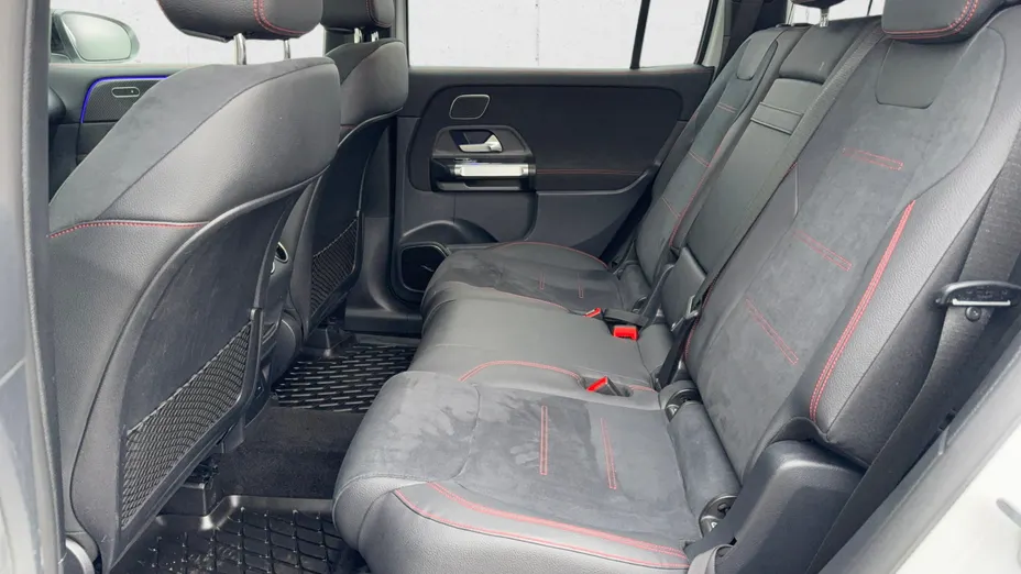 MERCEDES-BENZ GLB GLB 250 4-Matic AMG Line 8G-DCT