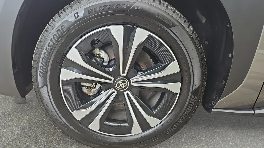 TOYOTA bZ4X bZ4X 71.4kWh Prestige
