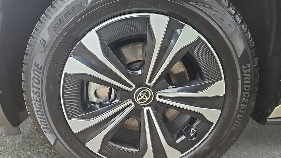 TOYOTA bZ4X bZ4X 71.4kWh Prestige