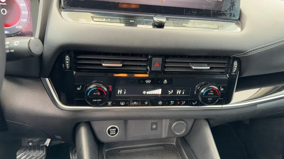 NISSAN Qashqai Qashqai 1.3 DIG-T mHEV N-Connecta Xtronic