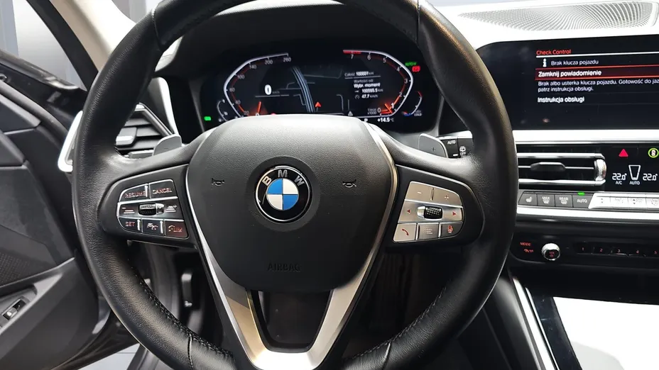 BMW Seria 3 330i xDrive aut