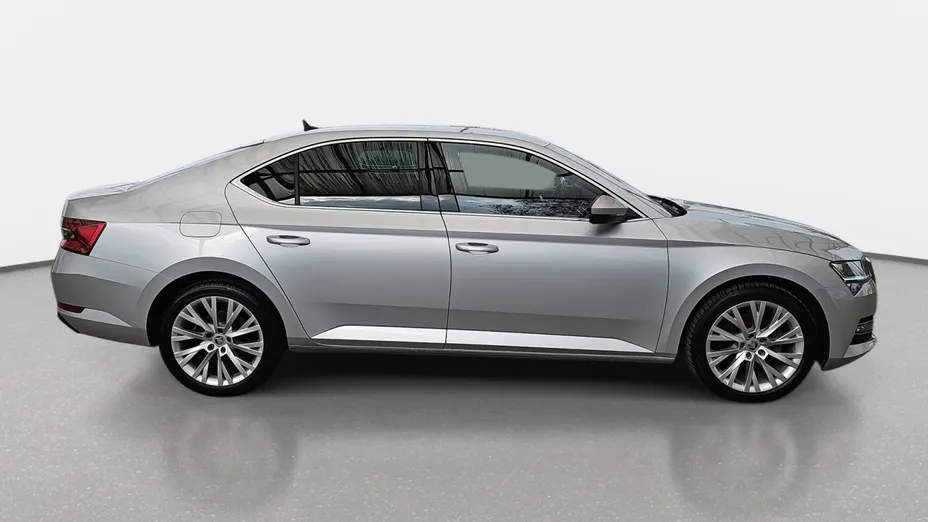 SKODA Superb Superb 2.0 TDI SCR Style DSG